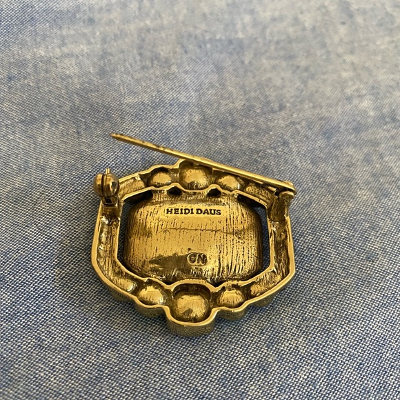 Heidi Daus Iridescent Aurora Rhinestone Gold tone Brooch - Picture 2 of 5